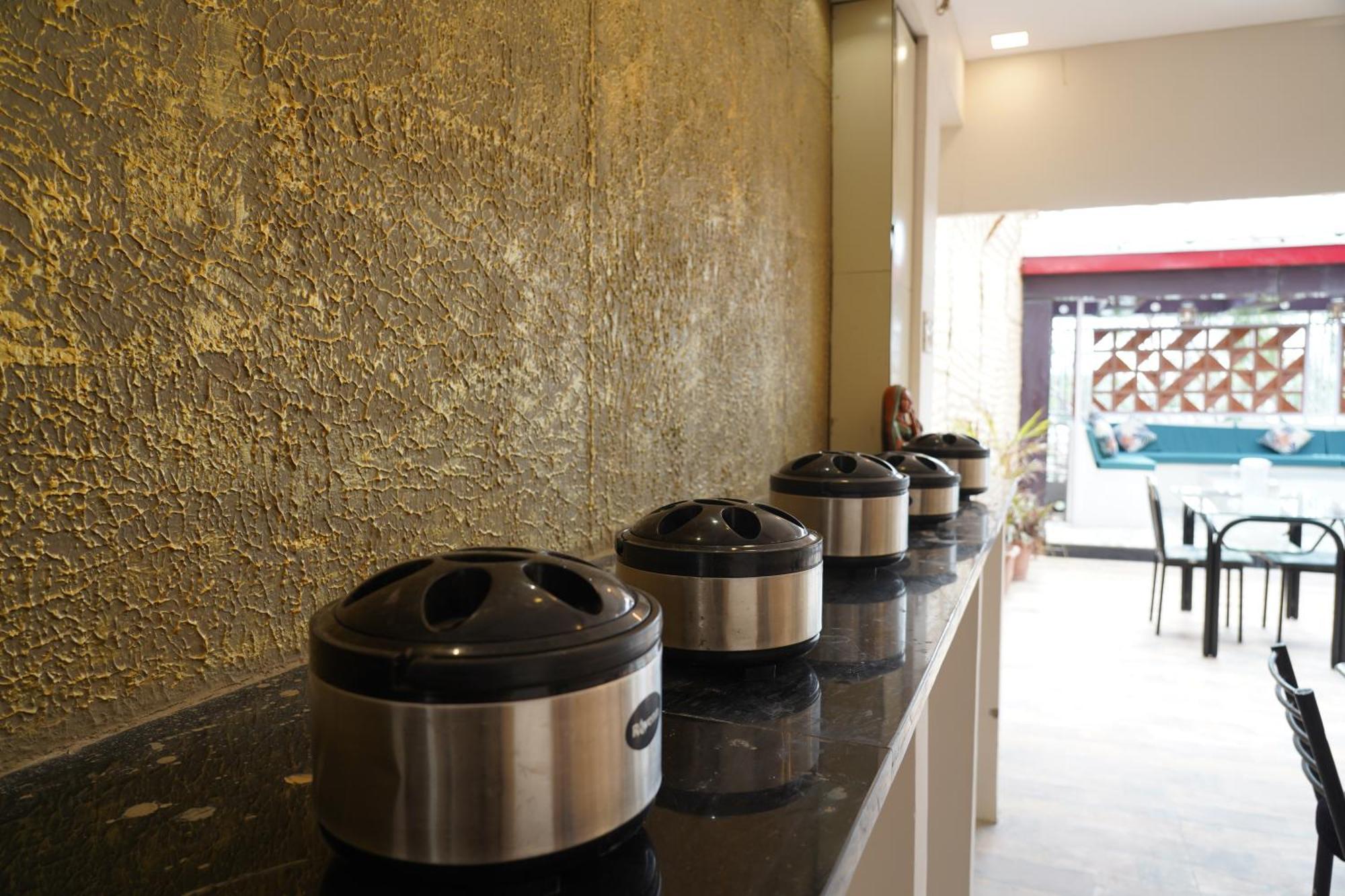Hotel Suryodaya Ujjain Dış mekan fotoğraf