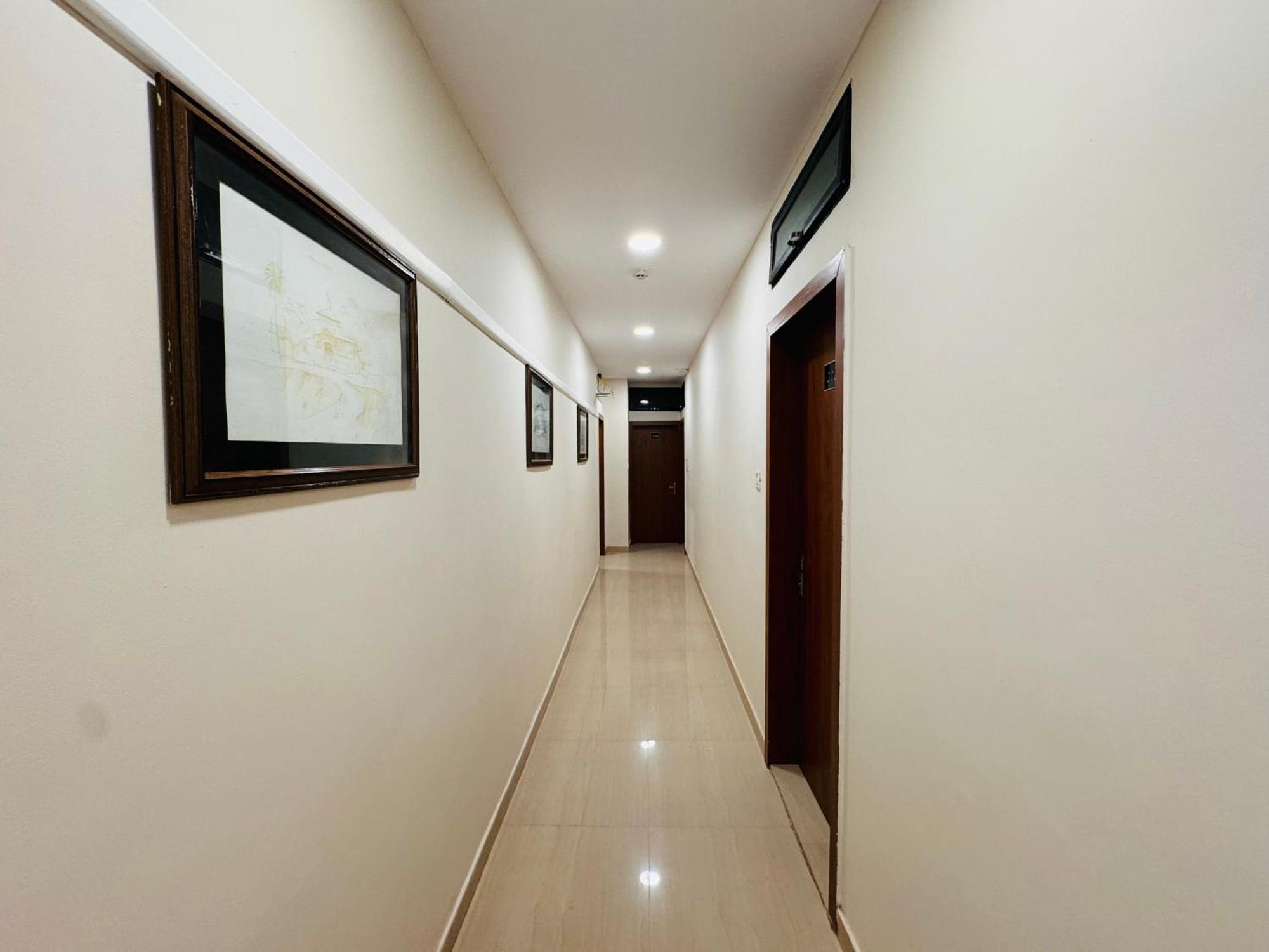 Hotel Suryodaya Ujjain Dış mekan fotoğraf