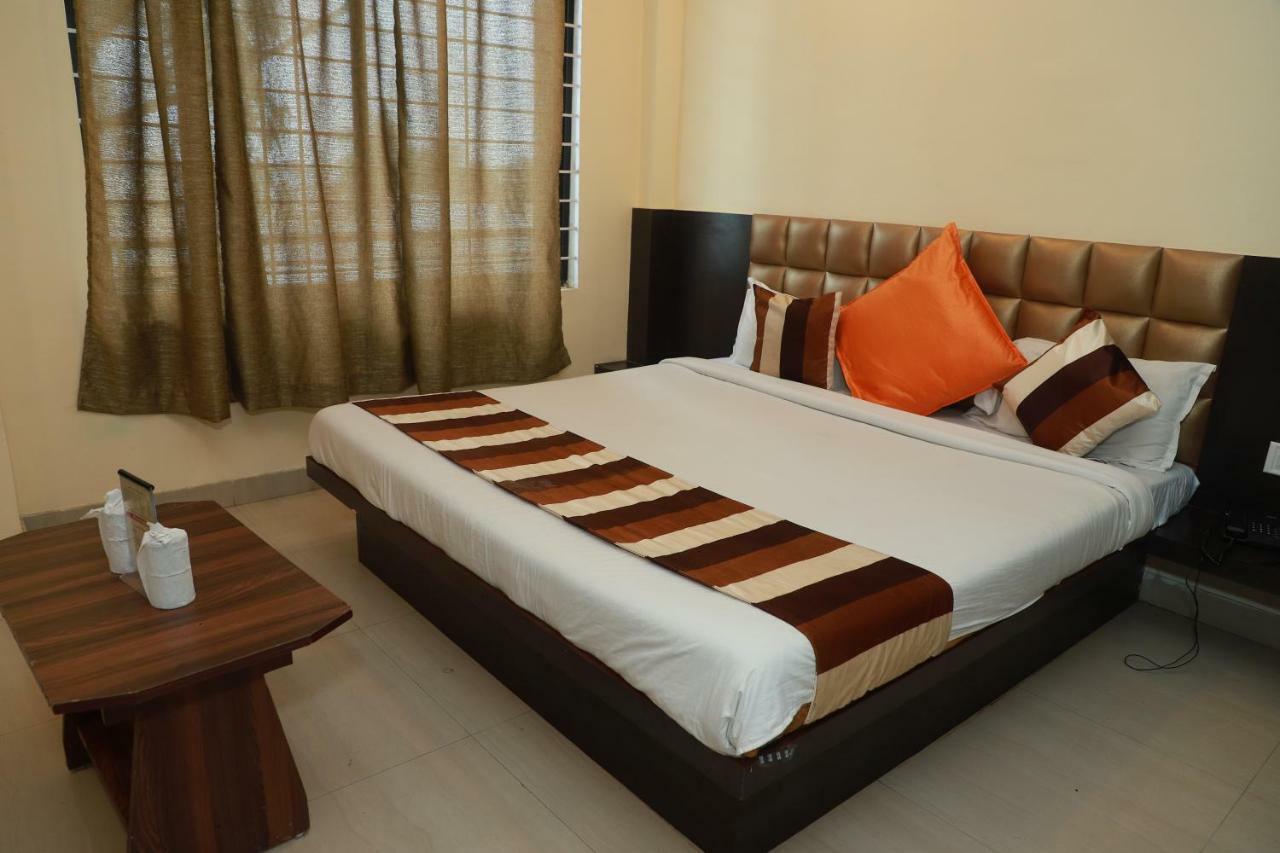 Hotel Suryodaya Ujjain Dış mekan fotoğraf
